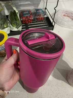 32oz Harvestberry Hydrojug Traveler EUC